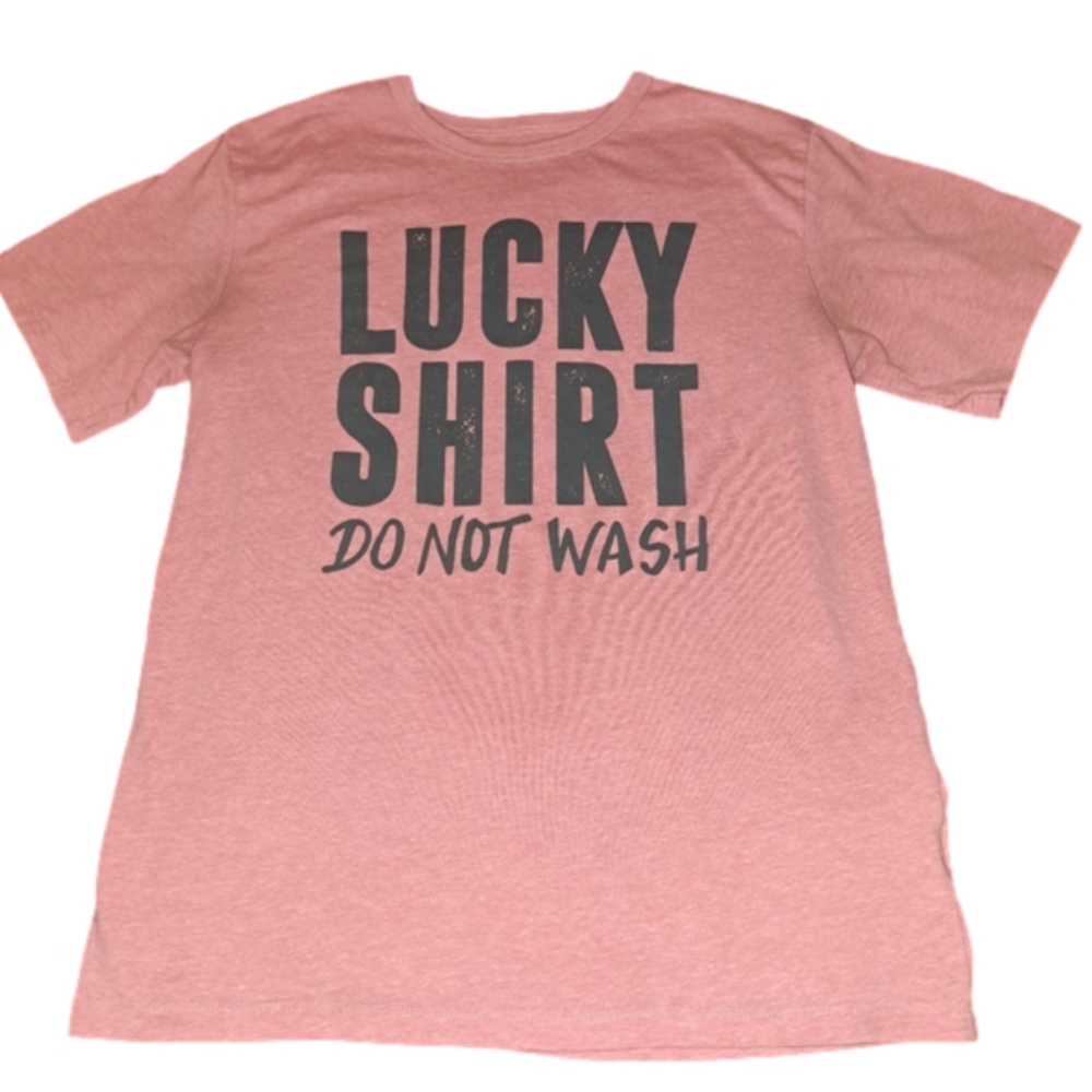 Girls sz XL/14 or women's sz S tee with quote. Like new condition. PLACE brand.